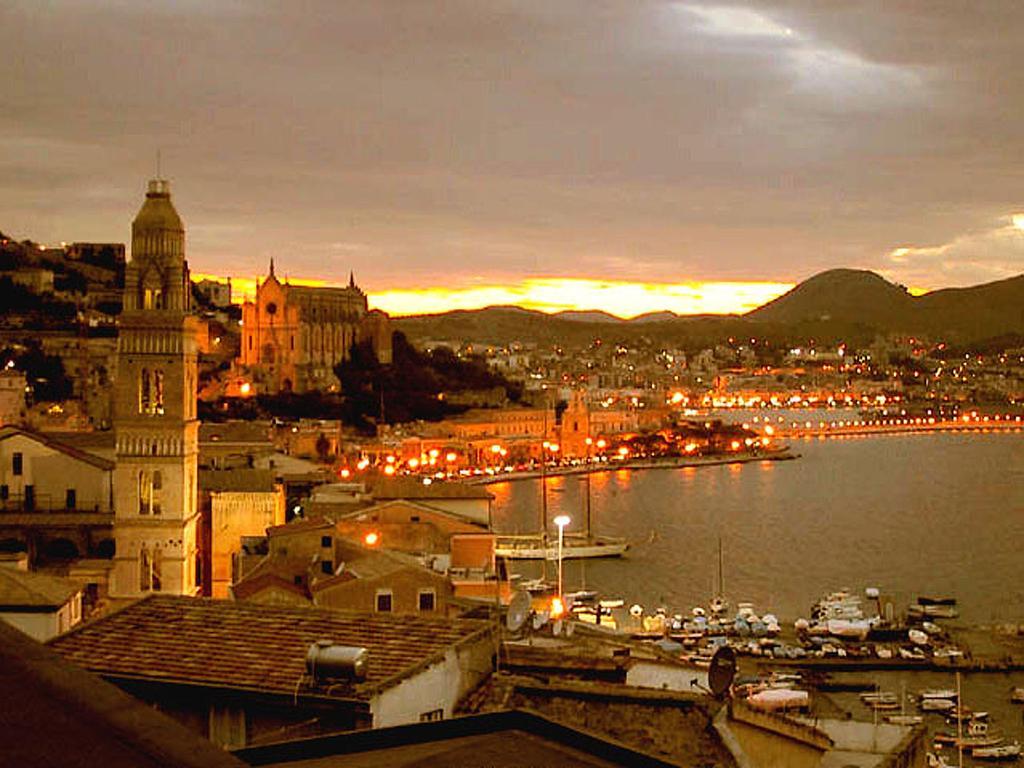 Alloggio Turistico Riggiole Gaeta Ngoại thất bức ảnh